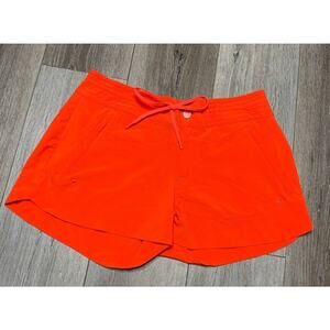 Athleta Hudson Shorts Orange Size 10T Pockets Style 211376-03 EUC